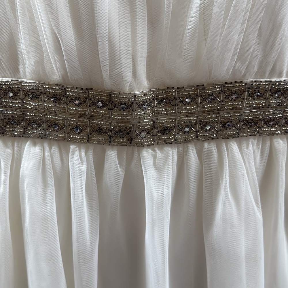 Minuet Elegant Ivory Dress with Beaded Waist Small - Picture 4 of 8